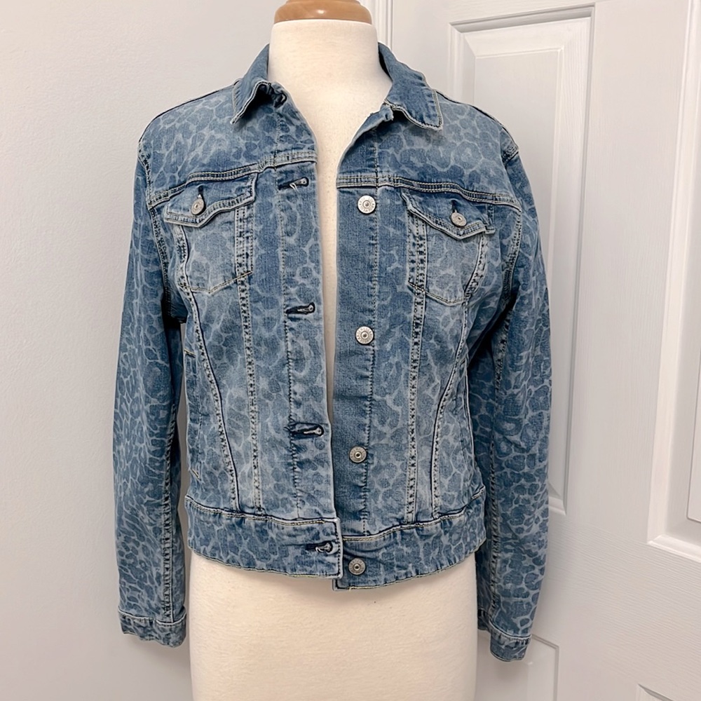 LulaRoe Harvey leopard print denim jacket